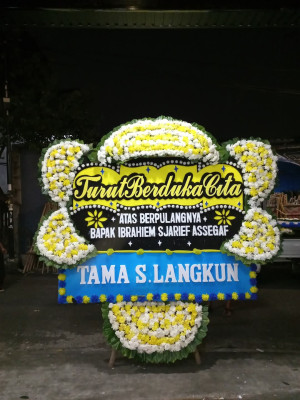 Papan Bunga Duka di Bleberan